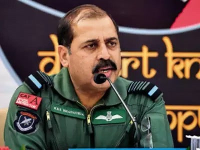 IAF triple-qualified pilots